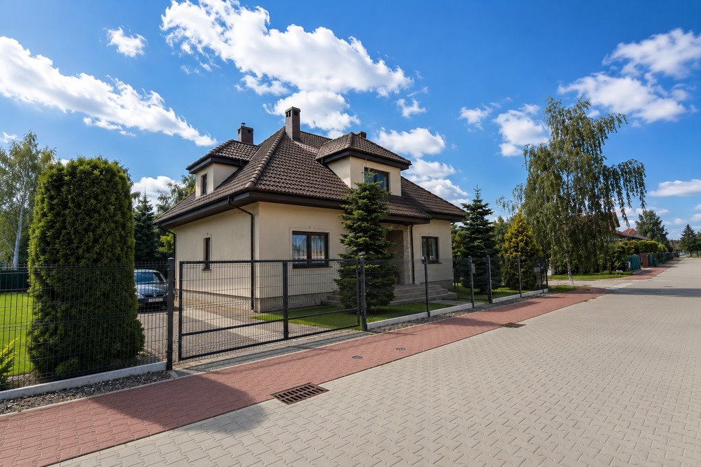 Przestronny dom z klimatyzacją i dużą działką 1260 m2 Złotkowo, Słonecznikowa  210m2 Foto 1