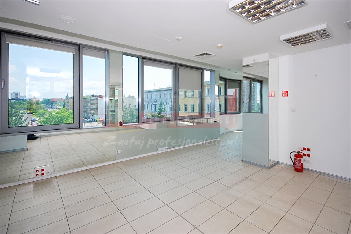 Polecam lokal biurowo-usługowy 84 m² z klimatyzacją i parkingiem Opole, Centrum  84m2 Foto 1