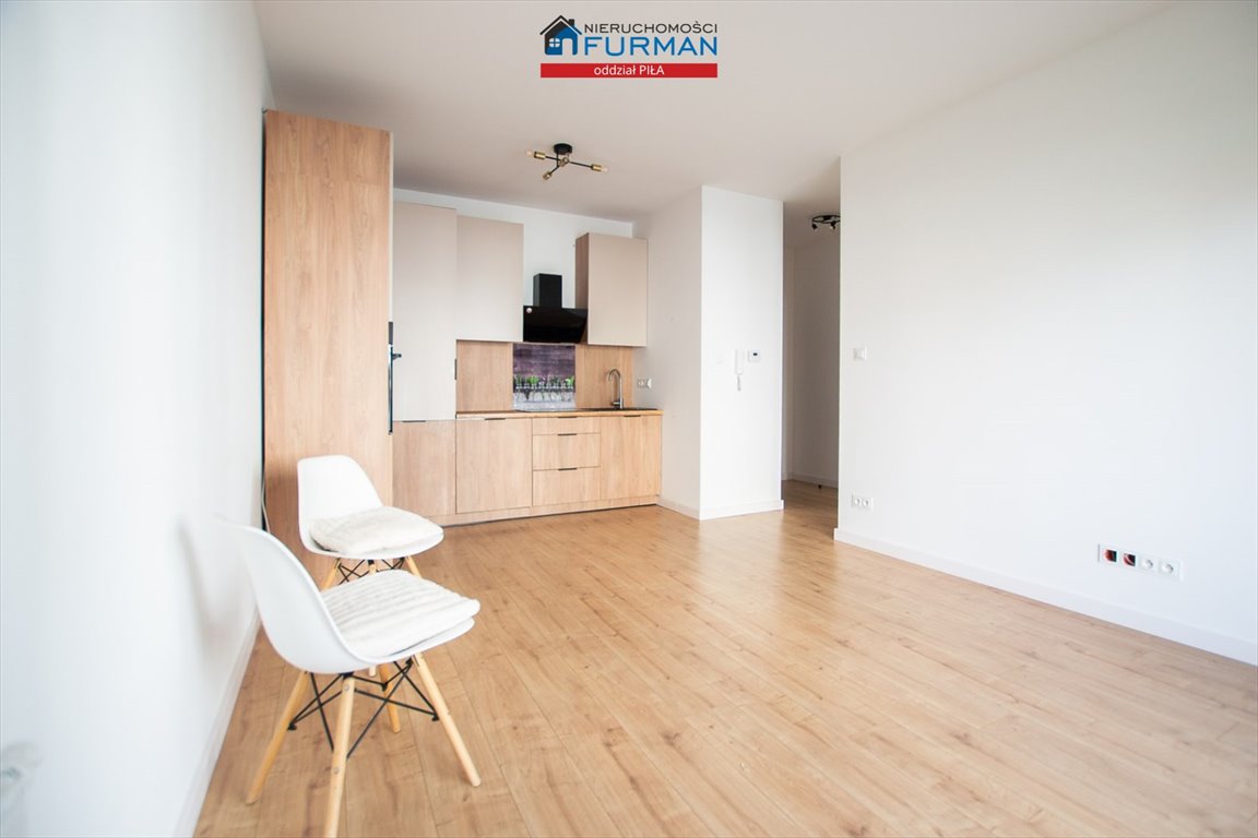 Na wynajem komfortowe 2-pokojowe mieszkanie 36 m² z balkonem w Piła Piła  36m2 Foto 1