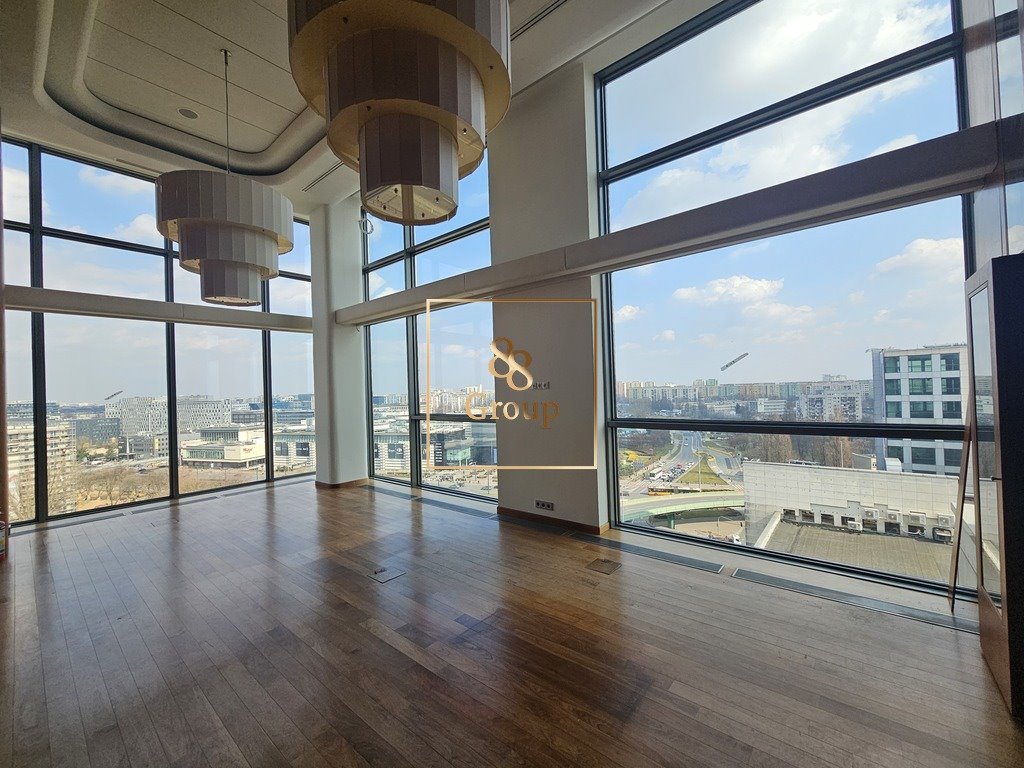 Biuro 754 m2 z tarasem i panoramicznym widokiem na Warszawę Warszawa, Mokotów  754m2 Foto 1