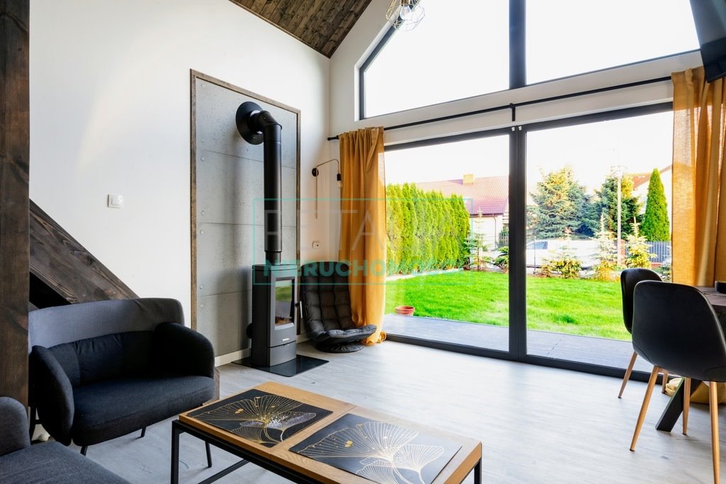 Uroczy dom 68 m2 z antresolą, ogrzewanie podczerwień Radziejowice  68m2 Foto 1