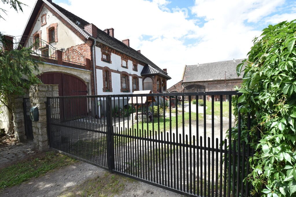 Dom na sprzedaż Domaszowice  420m2 Foto 1