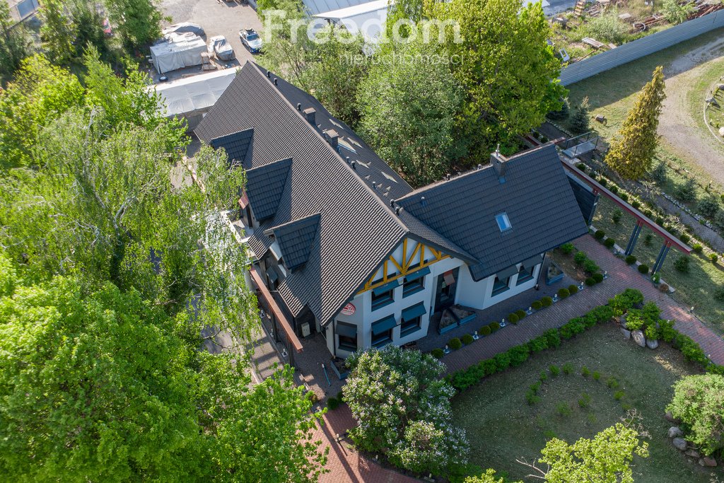 Lokal użytkowy na sprzedaż Tomice, Puławska  9 000m2 Foto 1