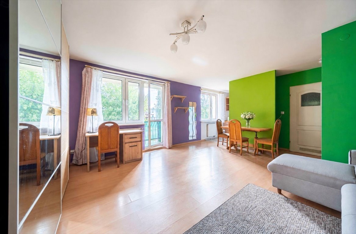 Do sprzedania przestronna kawalerka 36 m² z balkonem i dużą piwnicą Tulce, Osiedle Przylesie 5C  36m2 Foto 1