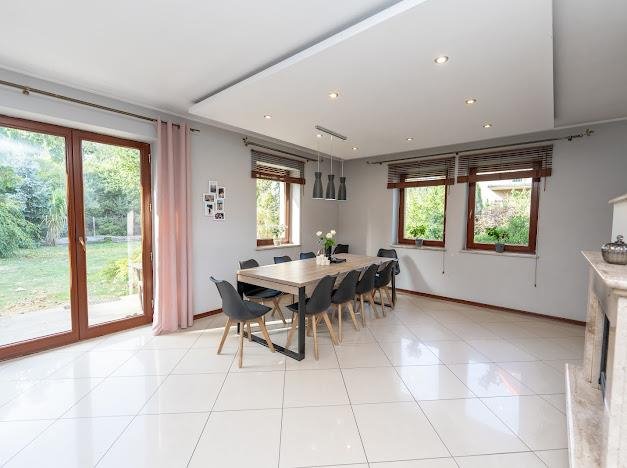 Dom na sprzedaż Czernica, M. Reja  253m2 Foto 1