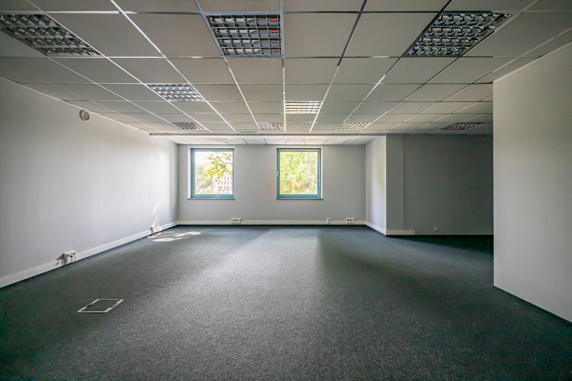 Lokal użytkowy na wynajem Wrocław, Stare Miasto, Stare Miasto, Komandorska  145m2 Foto 1