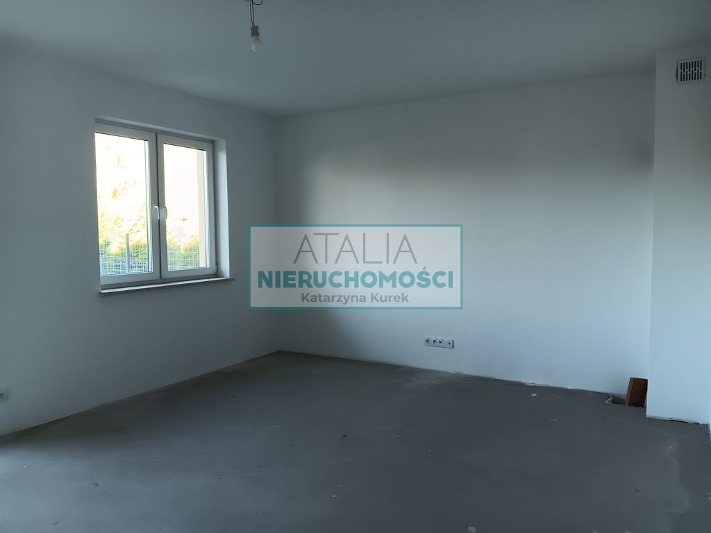 Segment 122 m² z ogrzewaniem podłogowym, blisko szkoły! Polecam! Bieniewice  122m2 Foto 1