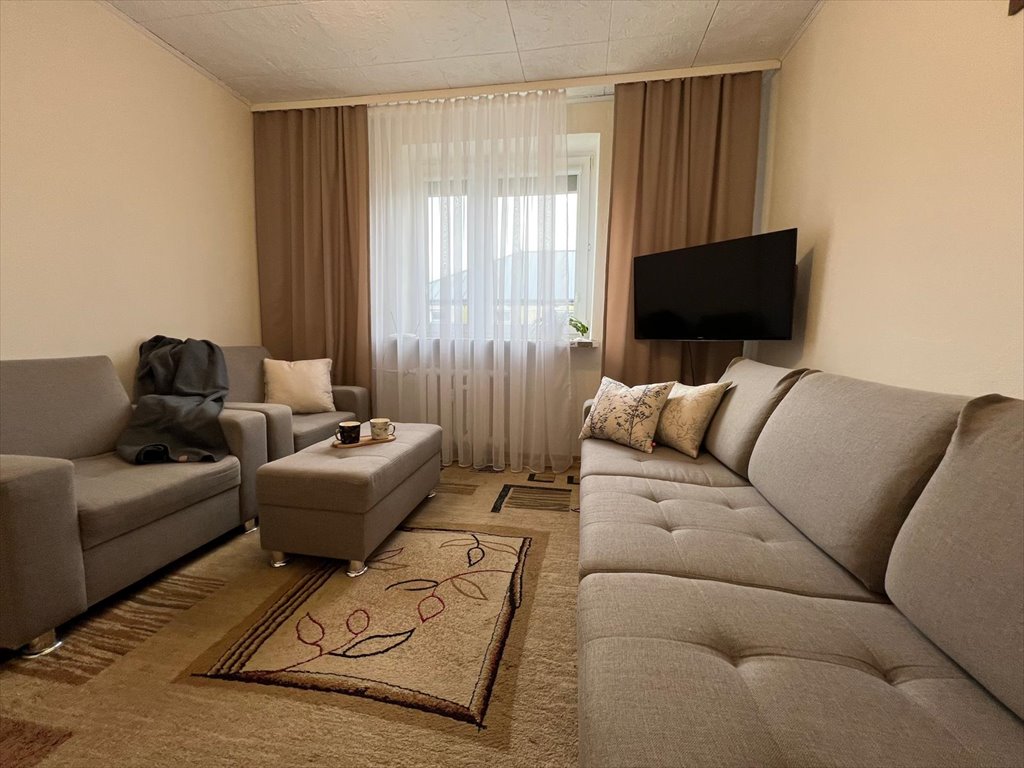 Mieszkanie trzypokojowe na sprzedaż Ustka, Polna  77m2 Foto 1