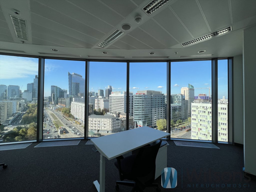 Nowoczesne panoramiczne biuro 50 m2 w centrum Warszawy Warszawa, Śródmieście, Rondo Organizacji Narodów Zjednoczonych  50m2 Foto 1
