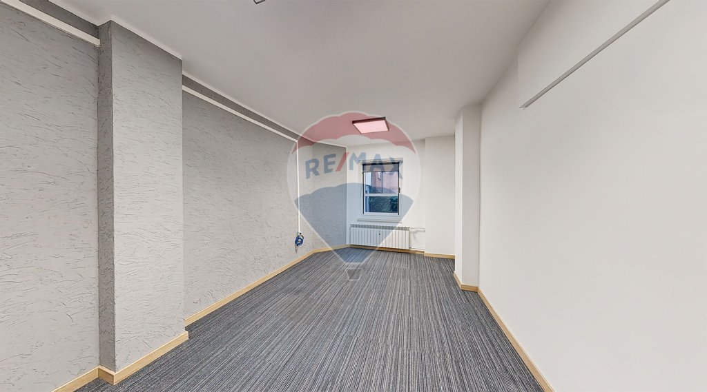 Polecam przestronny lokal biurowy 54,7 m² w Przemysłówka Office Koszalin, Zwycięstwa  55m2 Foto 1