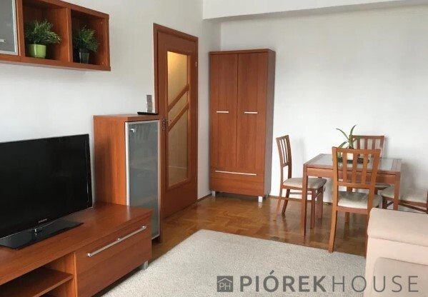 Dwupokojowe mieszkanie na Woli z balkonem i komórką Warszawa, Wola, Żelazna  48m2 Foto 1