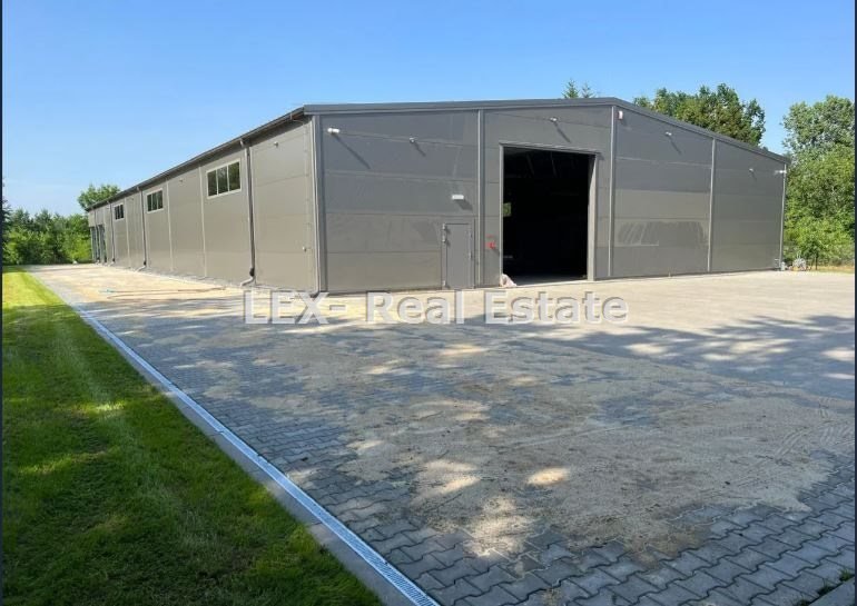 Magazyn na wynajem Żółwin  1 050m2 Foto 1
