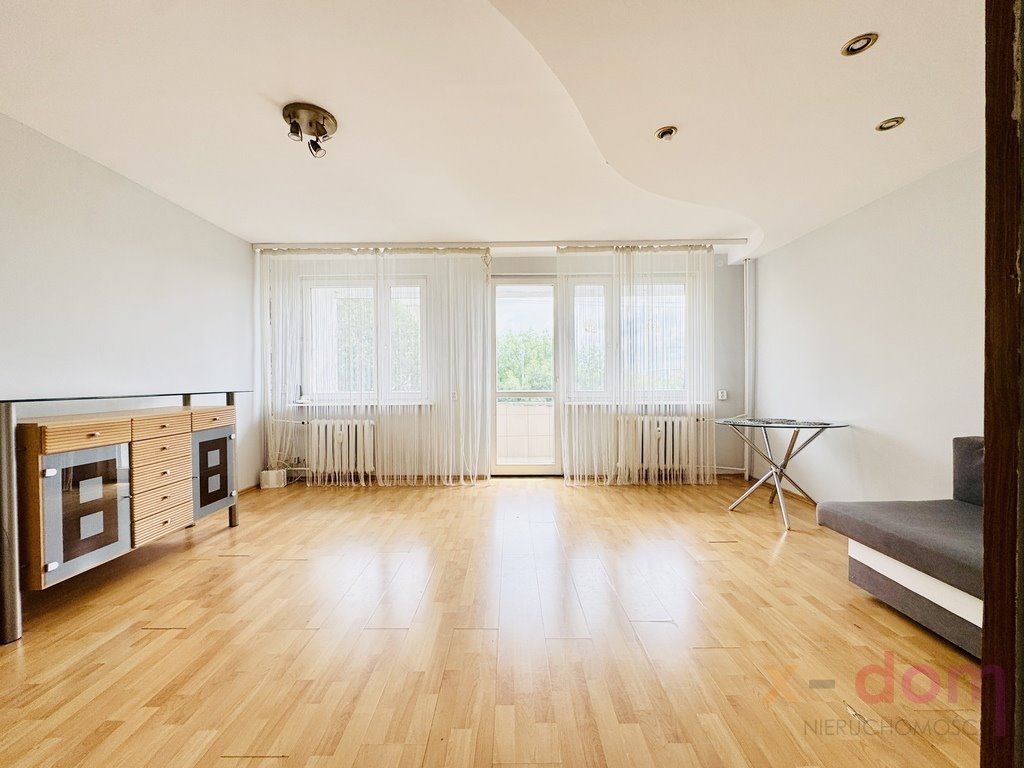 Mieszkanie czteropokojowe  na sprzedaż Kielce, Nowowiejska  59m2 Foto 1