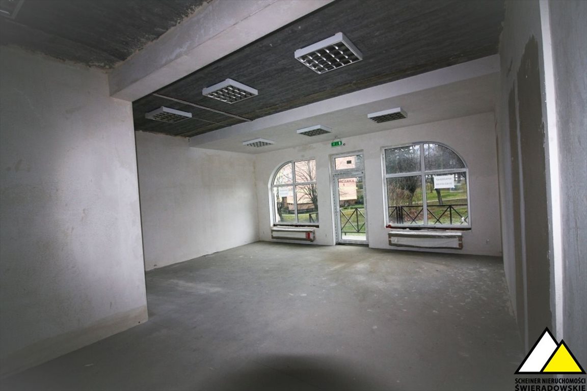 Nowoczesny lokal w centrum Świeradowa-Zdroju, 57 m², ogrzewanie gazowe Świeradów-Zdrój  Foto 1