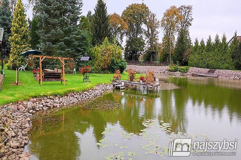 Dom z dużą działką, garaż i domki letniskowe Unin, centrum  130m2 Foto 1