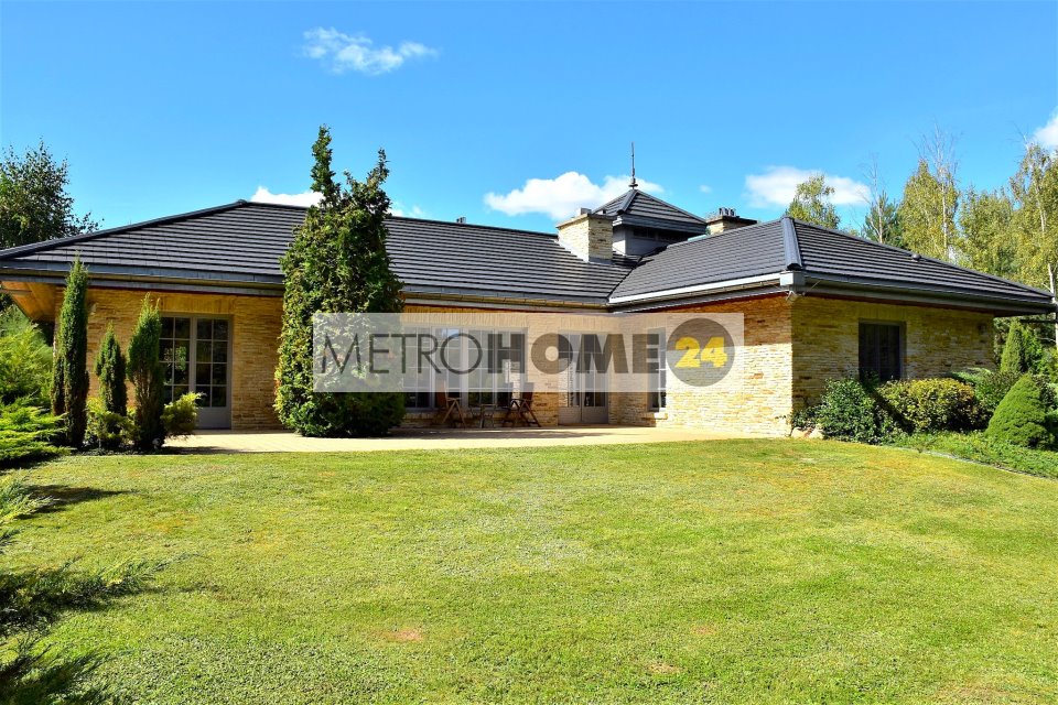 Ekskluzywny dom w Kampinoskim Parku, 295 m2, 6700 m2 ogrodu Leoncin  295m2 Foto 1