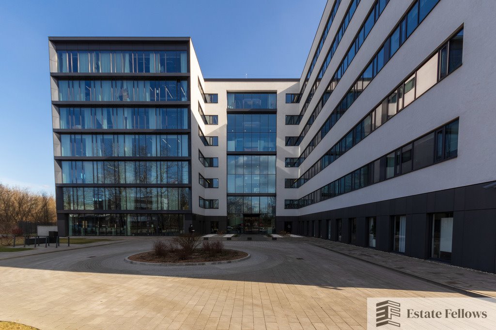 Wynajmę nowoczesny biurowiec 2200 m² z parkingiem na Włochach Warszawa, Włochy, Równoległa  2 220m2 Foto 1