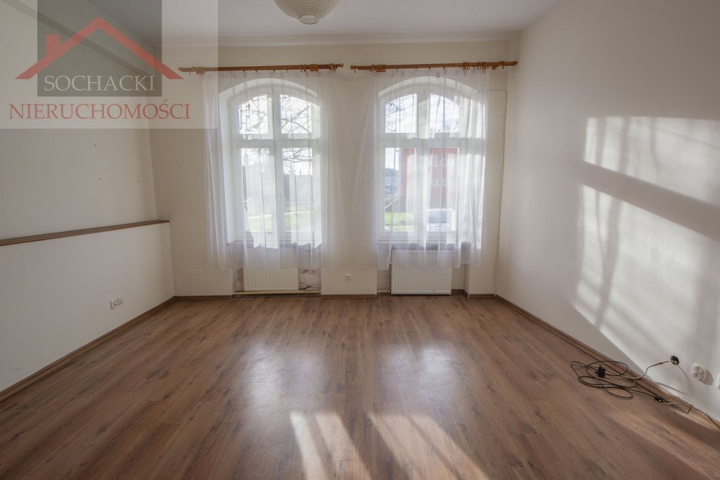Przestronne 6-pokojowe mieszkanie do remontu, centrum Lublanu - polecam! Lubań, Plac Śląski  116m2 Foto 1
