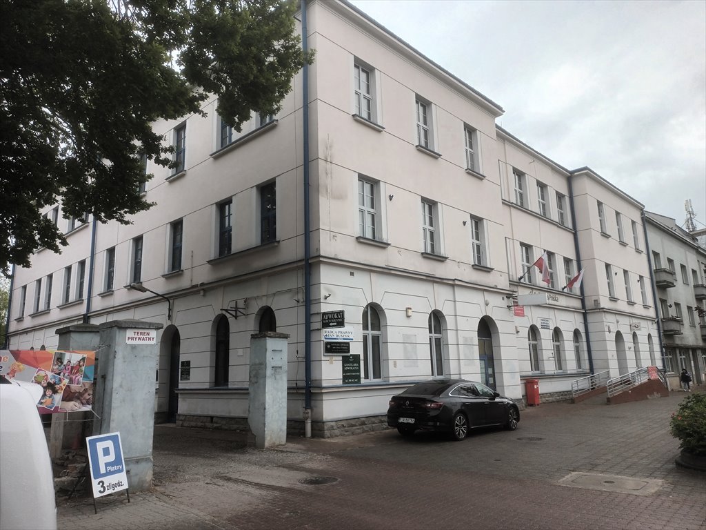 Lokal użytkowy na wynajem Jarosław, Jana Pawła II 10  275m2 Foto 1