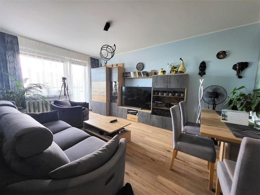 Mieszkanie dwupokojowe na sprzedaż Katowice, os. Witosa, Witosa  49m2 Foto 1