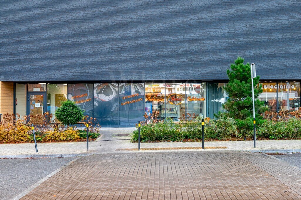 Nowoczesny lokal 54 m2 z witrynami, blisko centrum Gdańsk, Siedlce, Andrzeja Struga  54m2 Foto 1