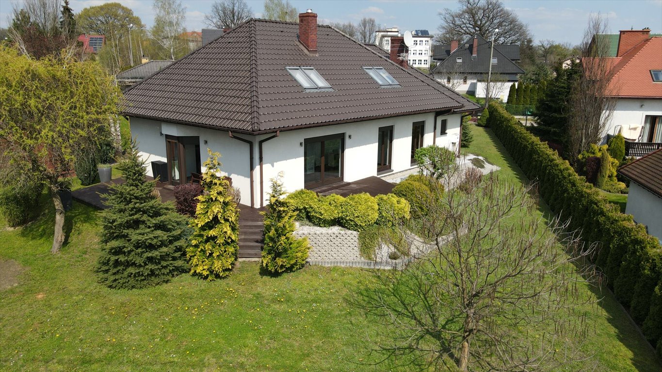Domy Na Sprzedaż Piotrków I Okolice Sprzedam dom: Mysłowice Wesoła , ulica Obrońców Westerplatte, 225 m2