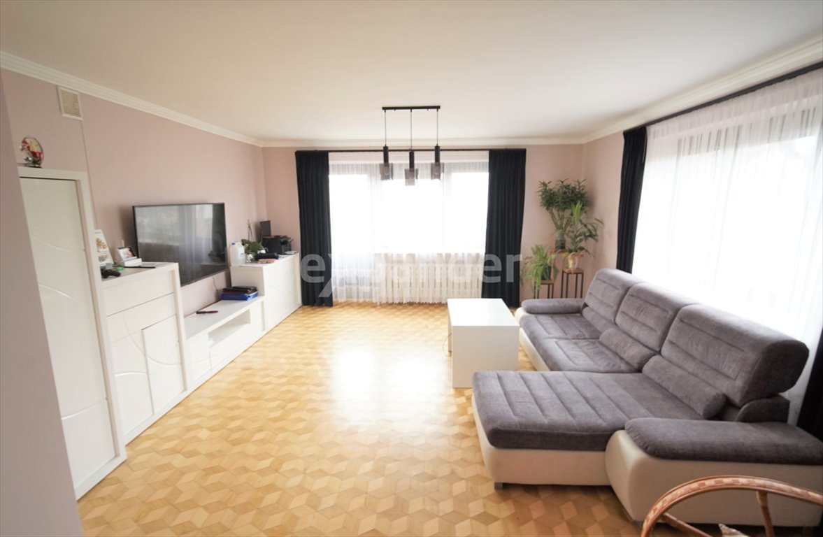 Funkcjonalny dom po remoncie w Zaczerniu, 204 m2 Zaczernie  204m2 Foto 1