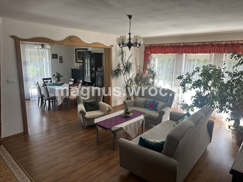 Dom na sprzedaż Radwanice  228m2 Foto 1