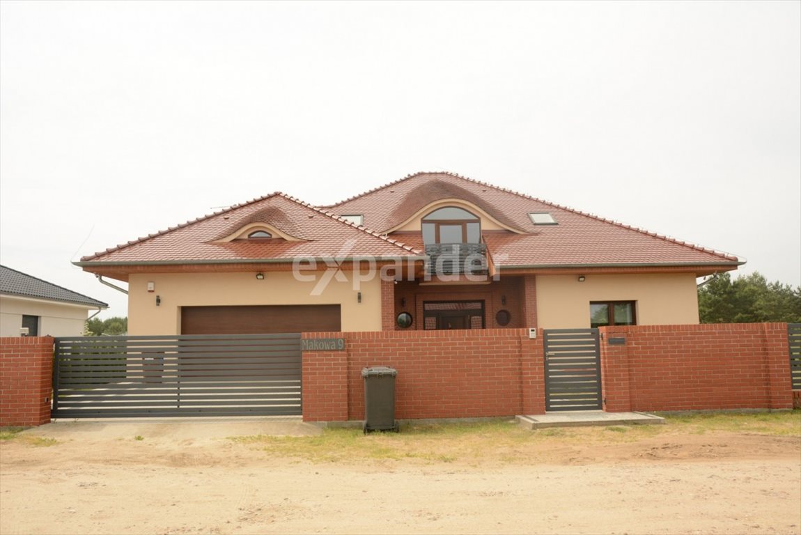 Przestronny dom z sauną i garażem 48 m² w Ośnie Ośno Lubuskie, Makowa  386m2 Foto 1