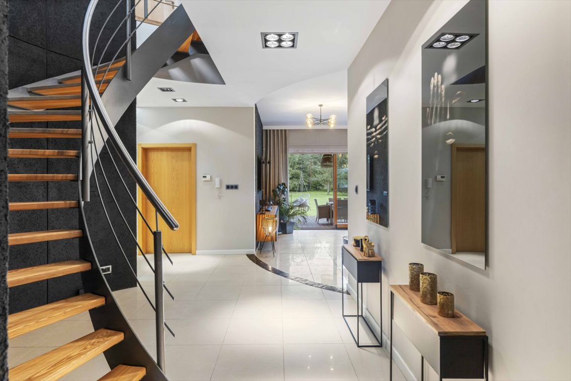 Dom na sprzedaż Nadolice Wielkie, Jaworowa  311m2 Foto 1