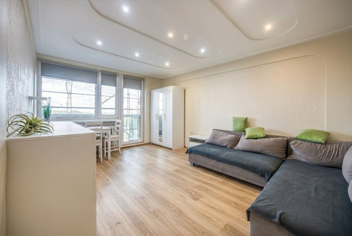 Do sprzedania przestronne 49 m² mieszkanie z balkonem w Katowicach Katowice, Osiedle Tysiąclecia, Bolesława Chrobrego  47m2 Foto 1