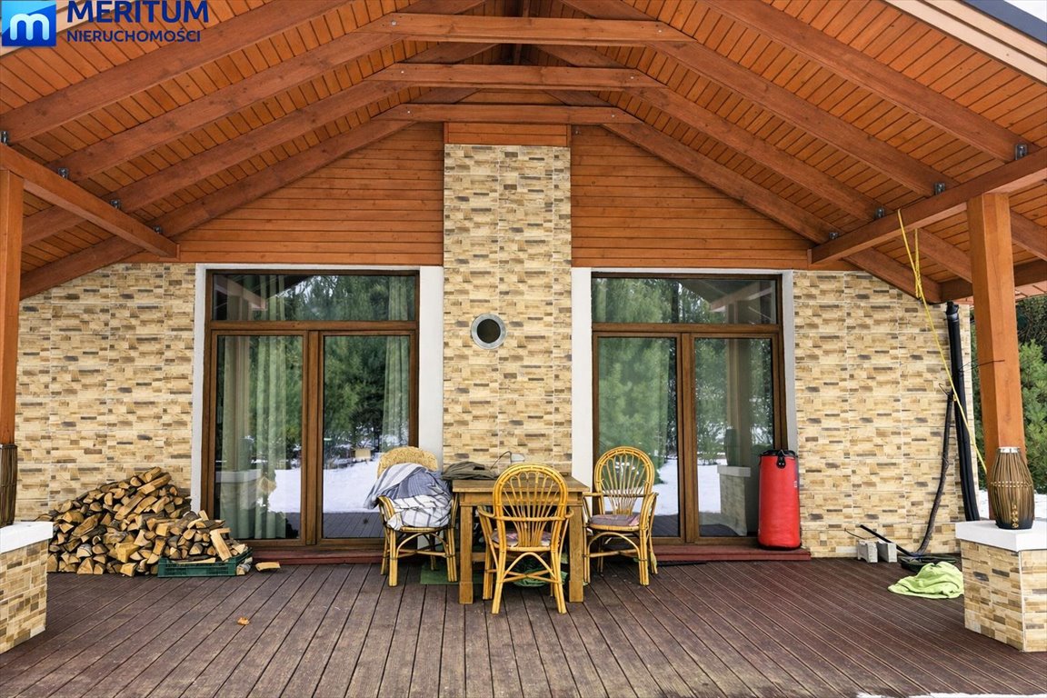 Funkcjonalny dom 111 m2 z kominkiem i dużą działką Żółwin  111m2 Foto 1