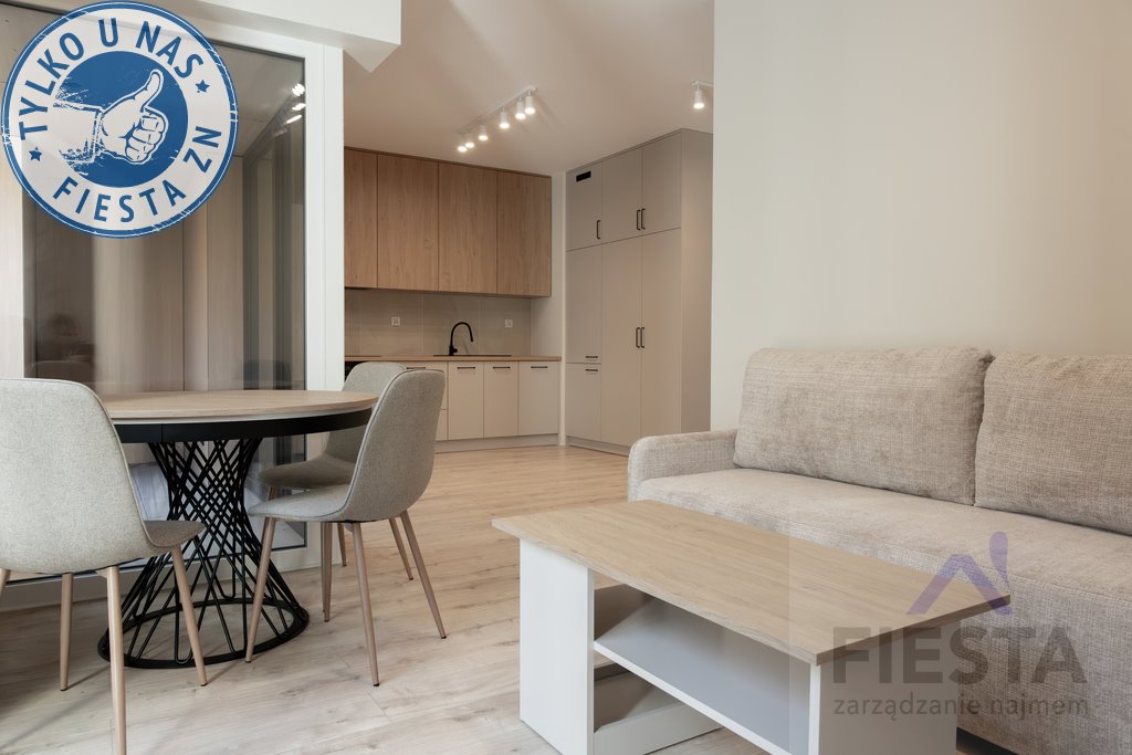 Na wynajem przestronne 29,78 m² w Łodzi z garażem Łódź, Górna, Dębowa  30m2 Foto 1