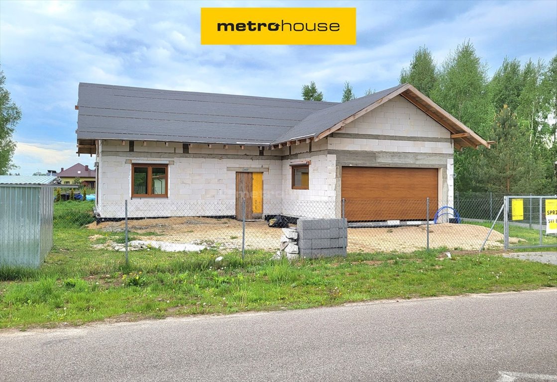 Polecam nowoczesny dom 148 m2 z garażem i ekologicznym ogrzewaniem Burkat  148m2 Foto 1
