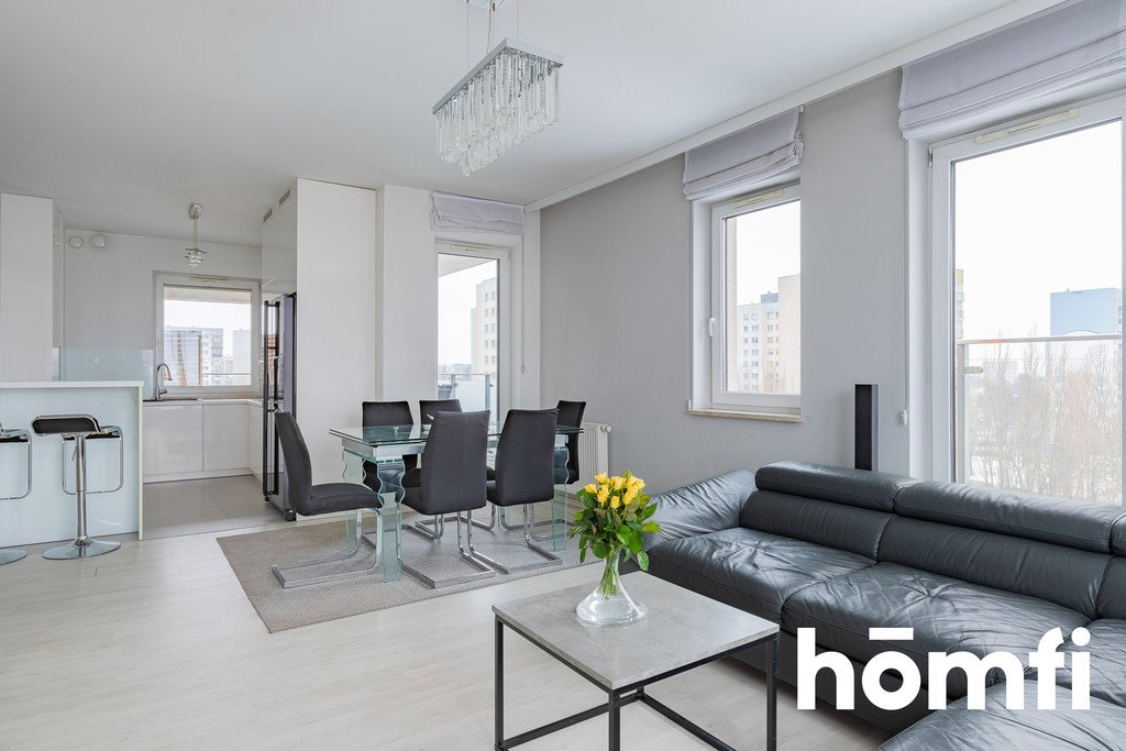 Przestronne 3 pokoje z panoramicznym widokiem i garażem Łódź, Widzew, Beli Bartoka  79m2 Foto 1