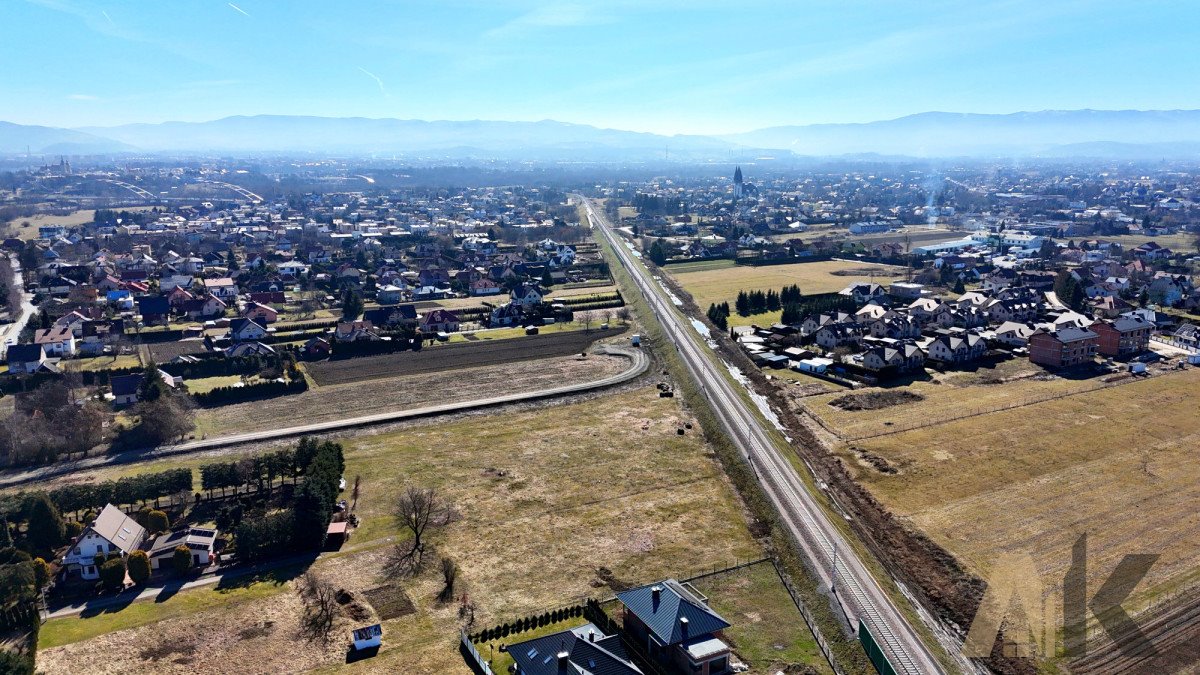 Działka budowlana 24,73 ar w malowniczej dzielnicy Helena Nowy Sącz, Dunajcowa  2 473m2 Foto 1