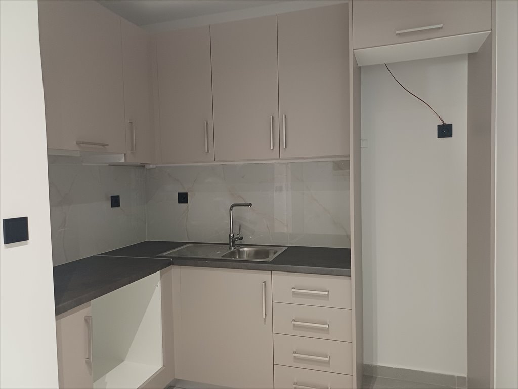 Nowoczesny 49 m² apartament z dużym tarasem w Oropos. Grecja, Oropos, centrum  49m2 Foto 1