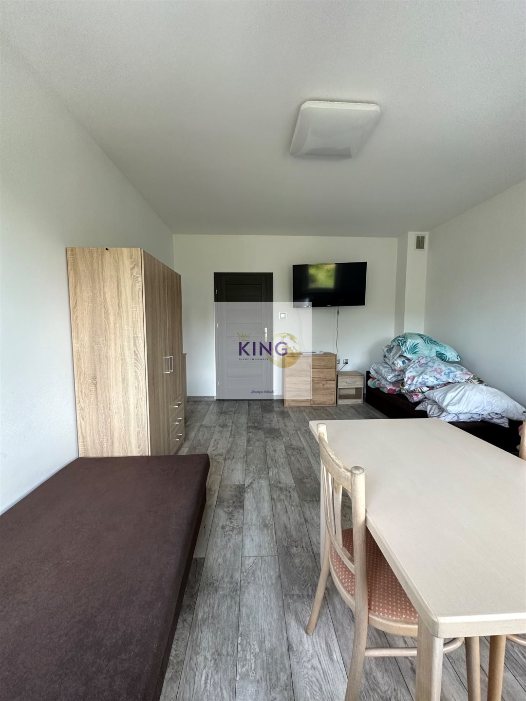 Inwestycyjny dom z 4 mieszkaniami i poddaszem 150 m2 Police  422m2 Foto 1