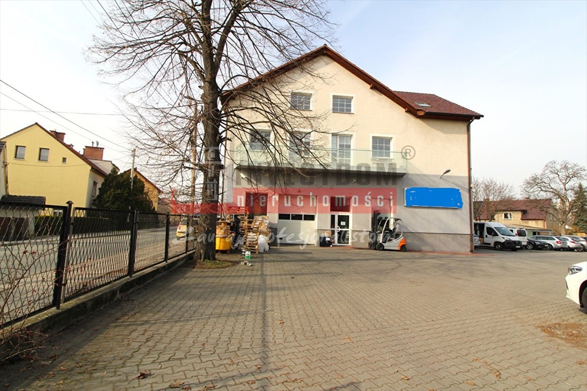 Wynajem obiektu 453 m2 z biurami i magazynami w Opolu Opole, Zaodrze  453m2 Foto 1