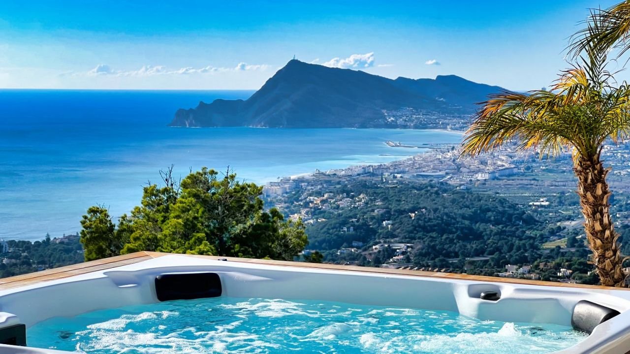 Mieszkanie czteropokojowe  na sprzedaż Hiszpania, Alicante  287m2 Foto 1