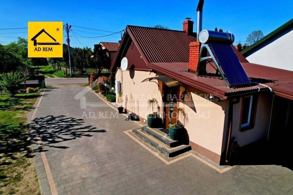 Dom z ogrodem, stawem i garażem w Mikłusach Mikłusy, Mikłusy, Łuków  60m2 Foto 1