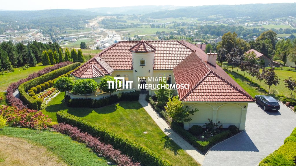 Przestronna rezydencja w Babicy z ogrodem i dwoma garażami Babica  400m2 Foto 1