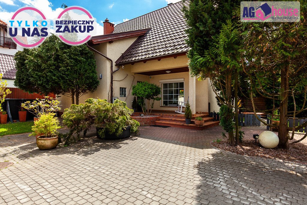 Dom z dwoma niezależnymi mieszkaniami w Nowym Dworze Gdańskim - polecam! Nowy Dwór Gdański, Jaśminowa  252m2 Foto 1