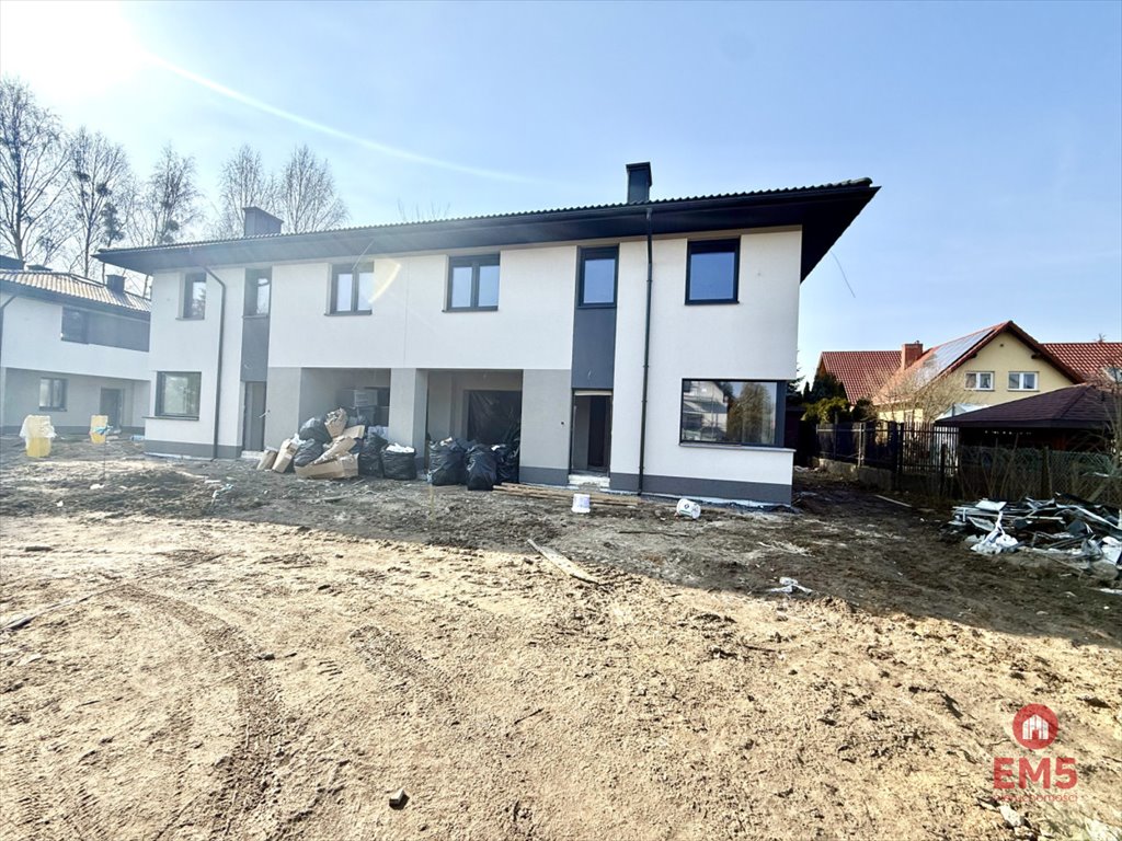 Nowoczesny dom bliźniak 121 m² z garażem i ogrodem Grabówka  121m2 Foto 1
