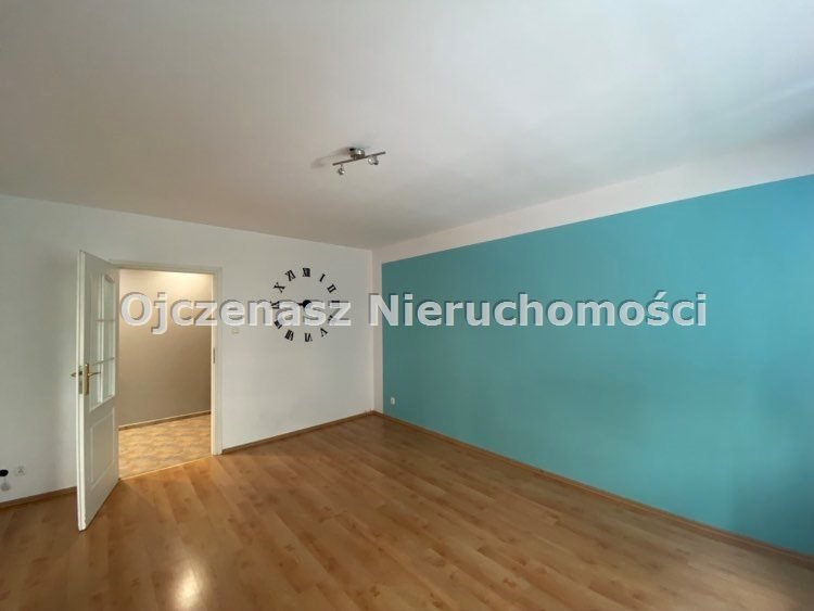 Wynajem 3-pok. mieszkania z garażem, blisko sklepów Bydgoszcz, Wzgórze Wolności  70m2 Foto 1