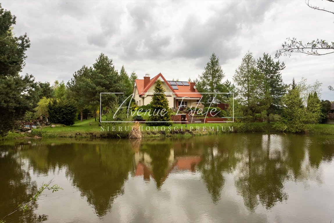 Magazyn na sprzedaż Łazy  2 180m2 Foto 1