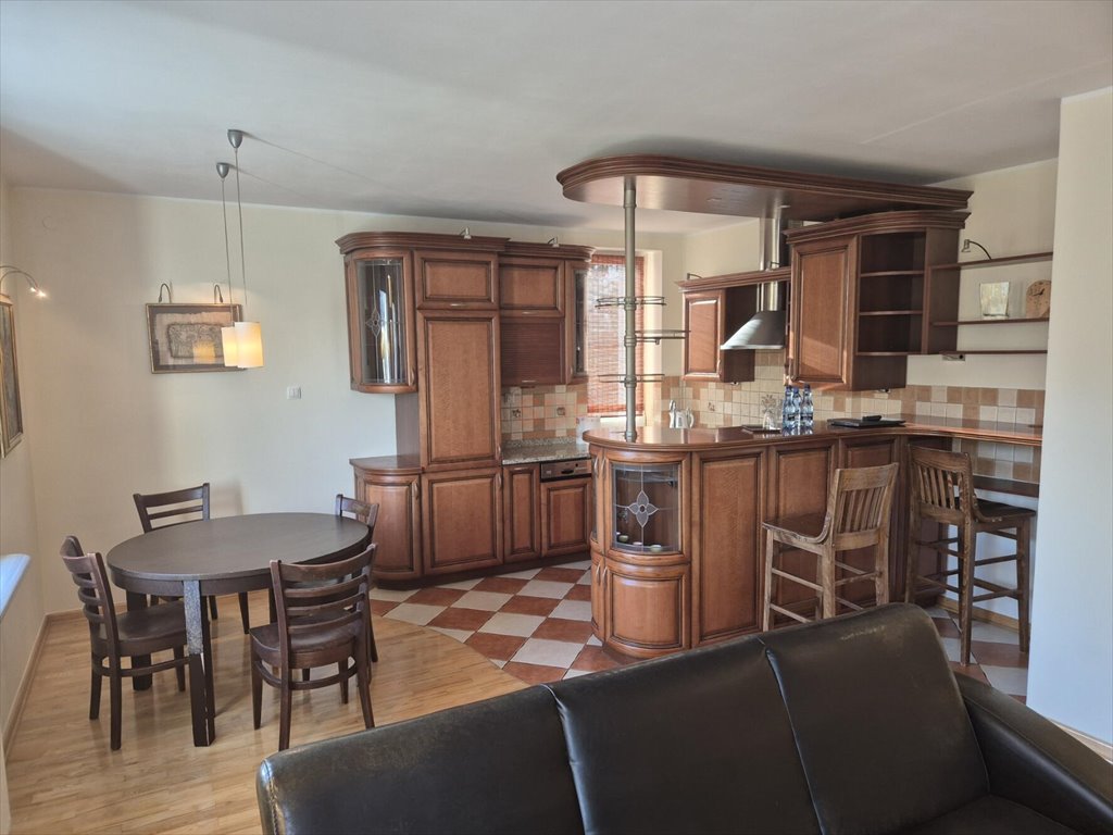 Mieszkanie dwupokojowe na sprzedaż Warszawa, Leszno  62m2 Foto 1