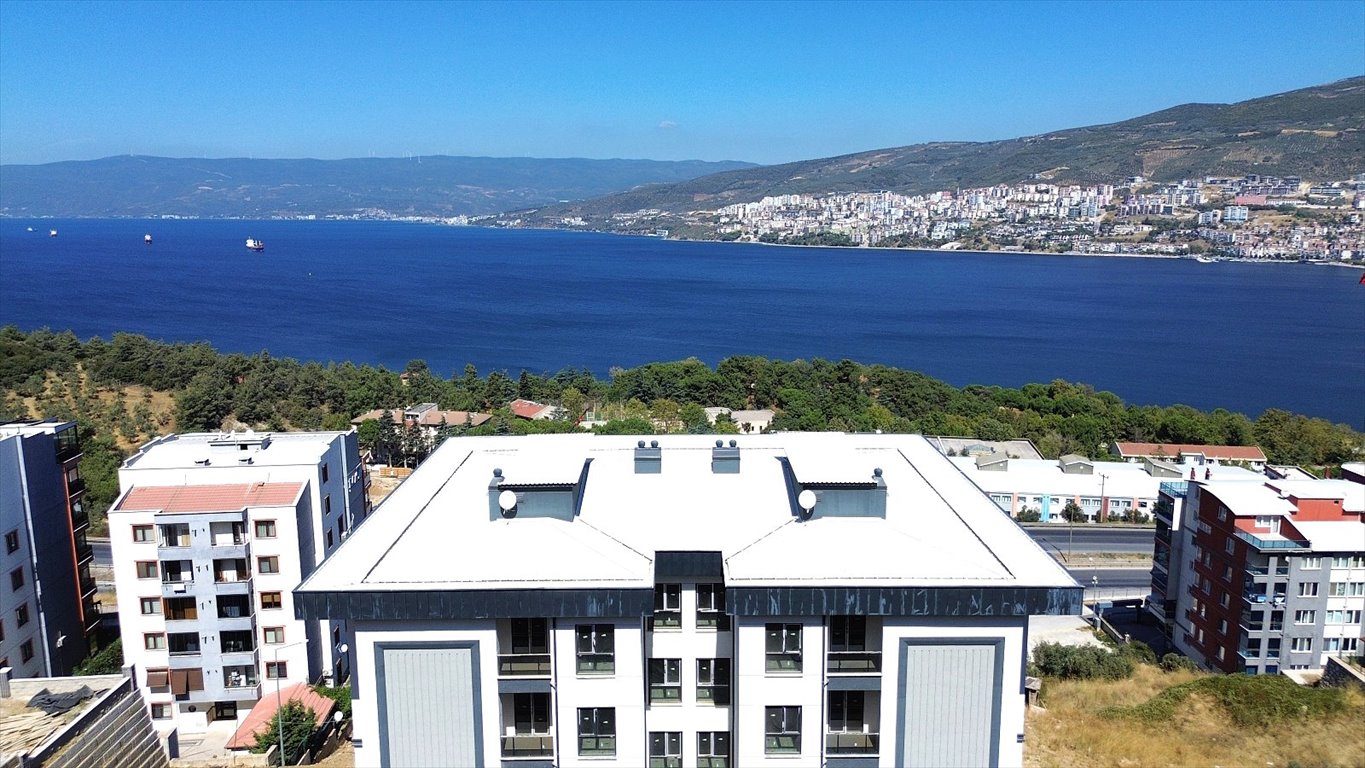 Widok na Morze! 3-pokojowy apartament z balkonem w Gemlik Turcja, Hisar, Hisar, Gemlik, Bursa  163m2 Foto 1
