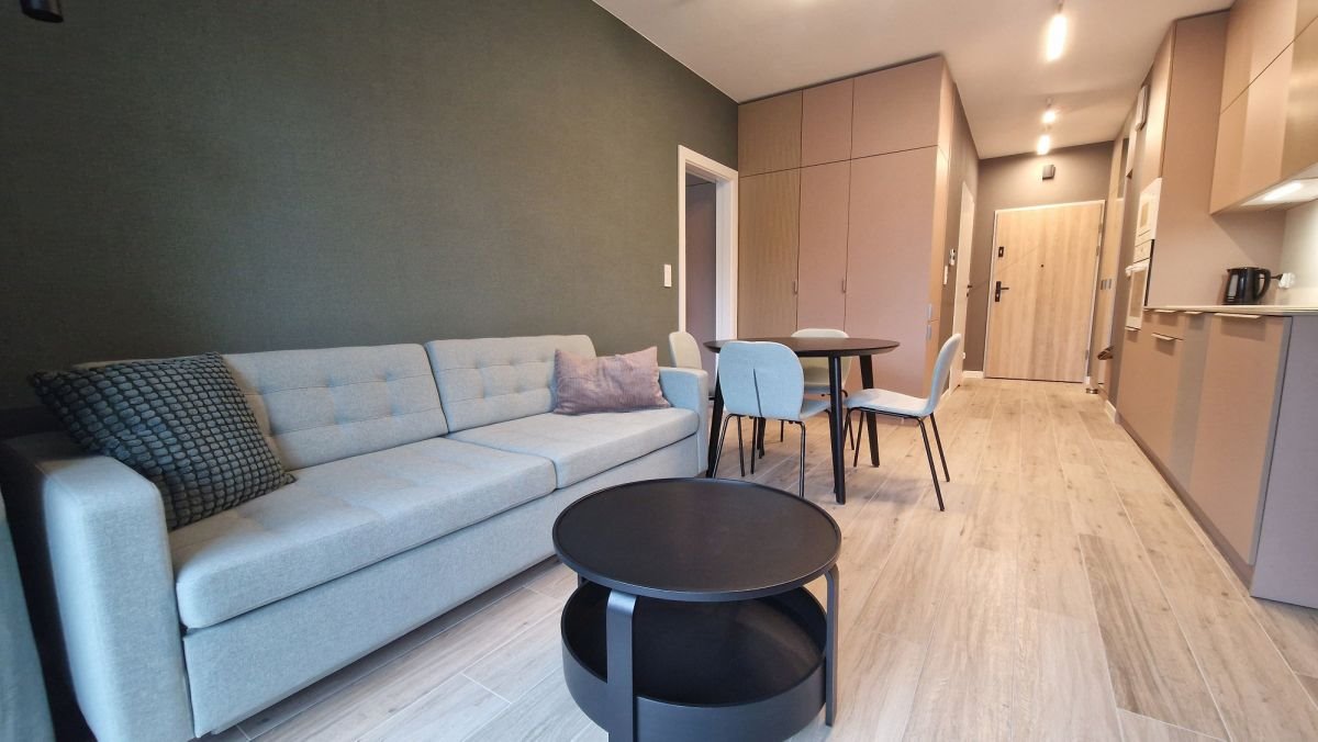 Mieszkanie dwupokojowe na wynajem Katowice, Koszutka, prof. Jana Mikusińskiego  45m2 Foto 1