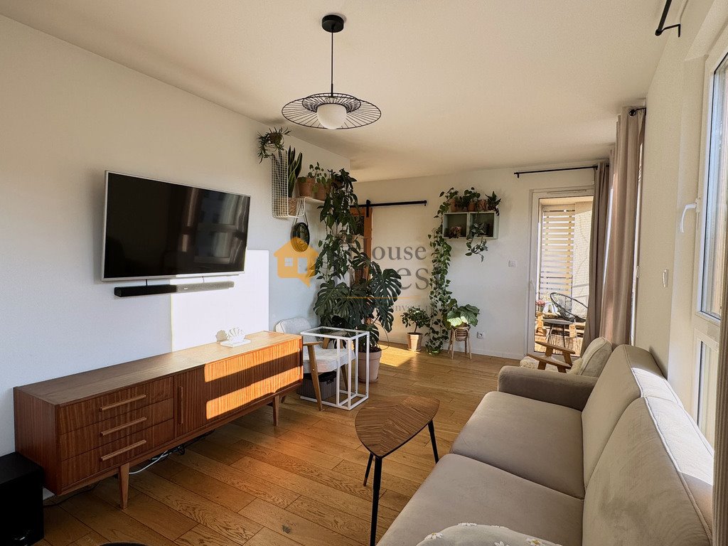 Nowoczesne 45,7 m² z balkonem, garażem i pełnym umeblowaniem Legnica, Samuela Bogumiła Lindego  46m2 Foto 1